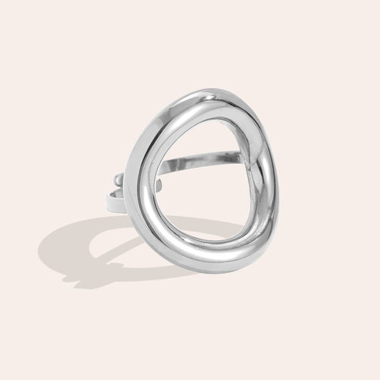 Oval ring