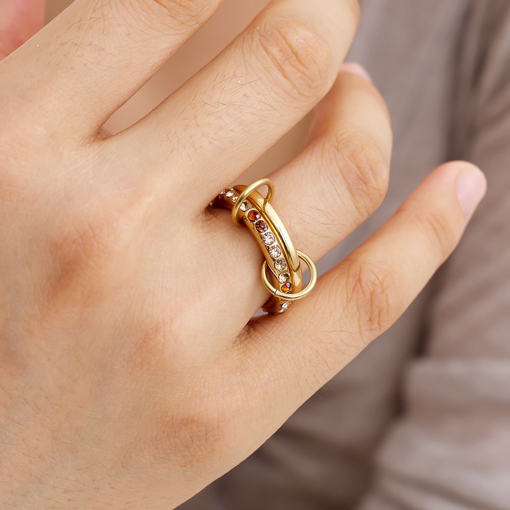 Two layers ring brown