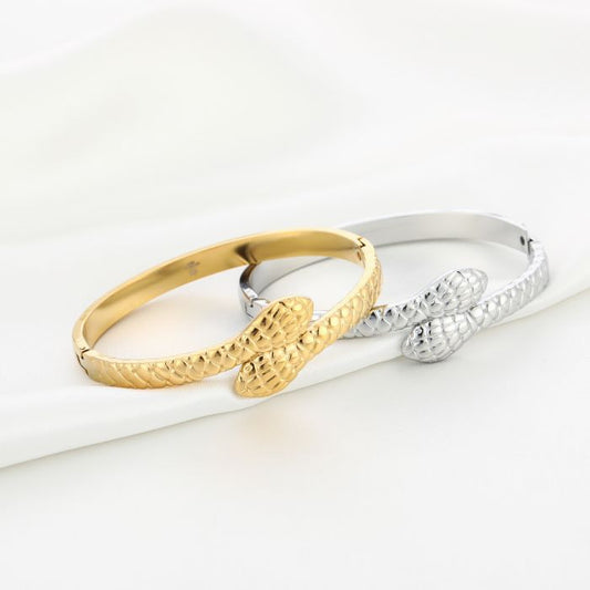 Snake bangle